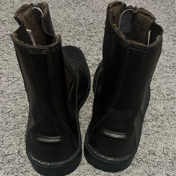 Brown tuffrider English riding boots kids 1 worn maybe twice - Picture 5 of 5
